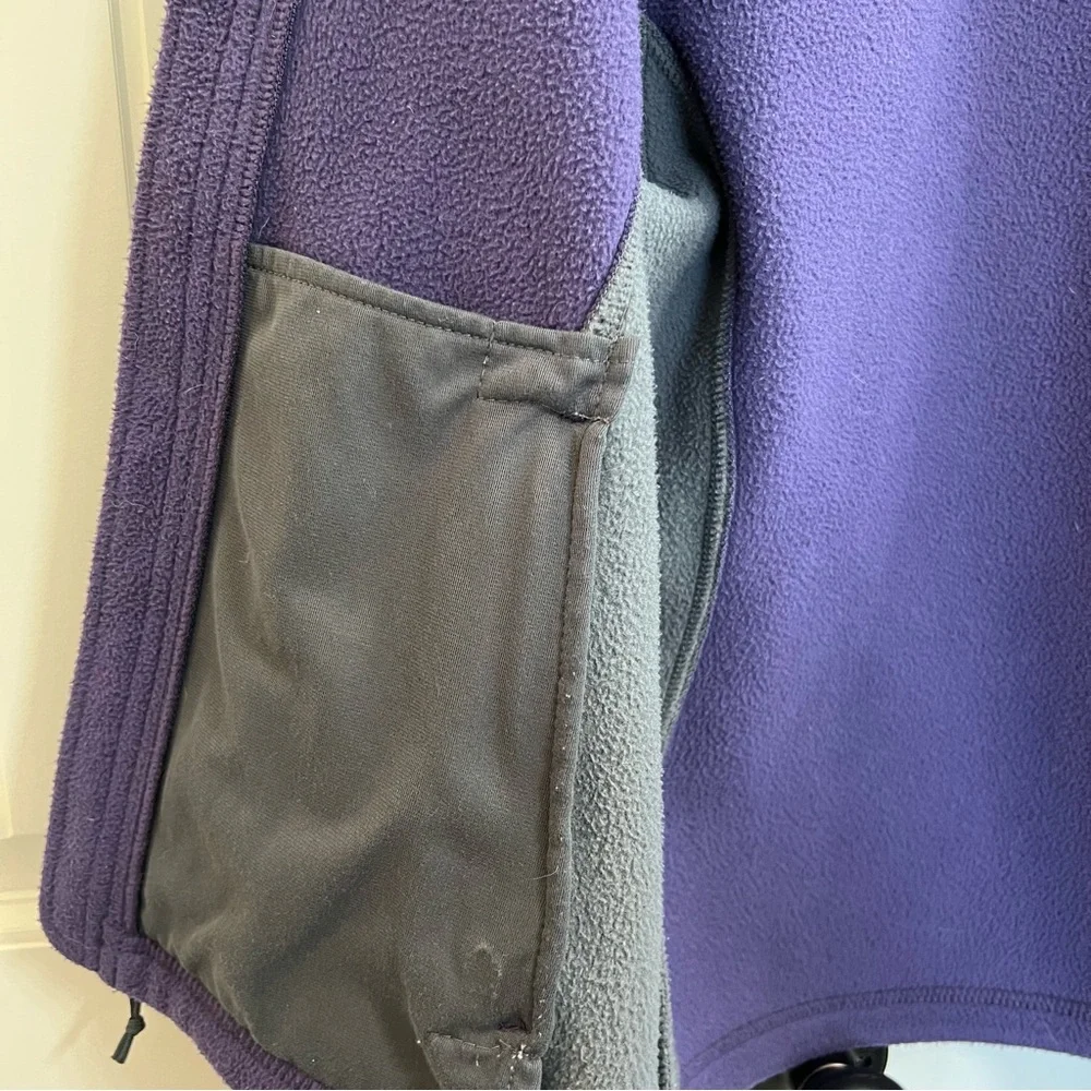 The North Face Womens Fleece Zip Up Jacket in Purple/Gray, Size XS - Picture 11 of 12